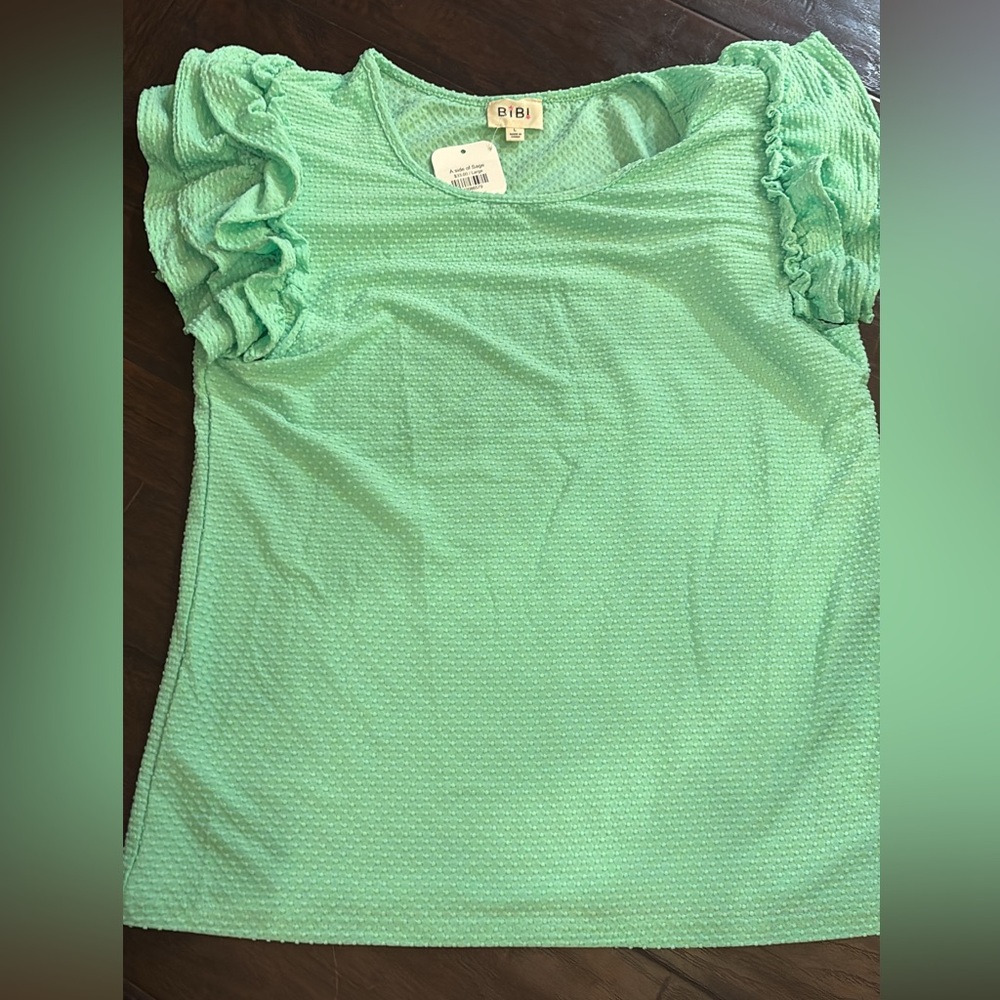 NEW Bibi A Side of Sage Top